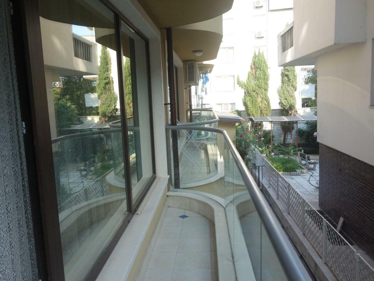 Sea Garden Marina 2 Apartment Varna Luaran gambar